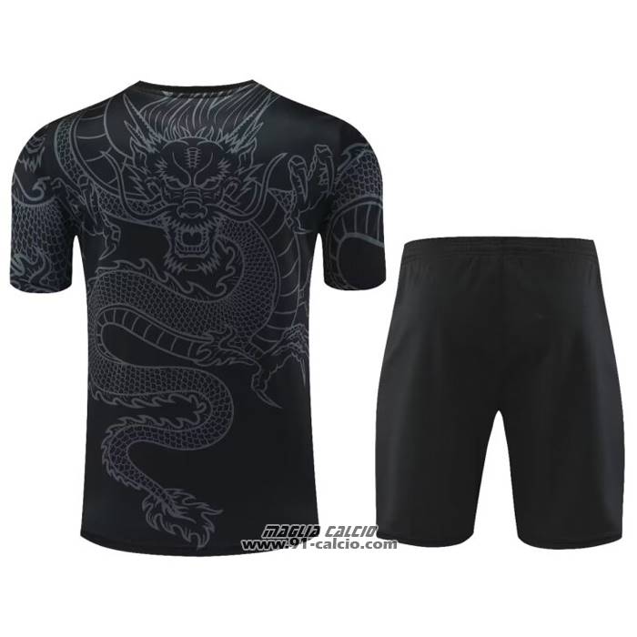 Tuta da Track
 Real Madrid Dragon Manica Corta
 2024-2025 Nero
 - Pantaloncini
